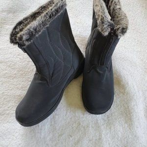 Athletech Winter Boots with Front Zip & Faux Fur Top Women's Size 11W NWOT